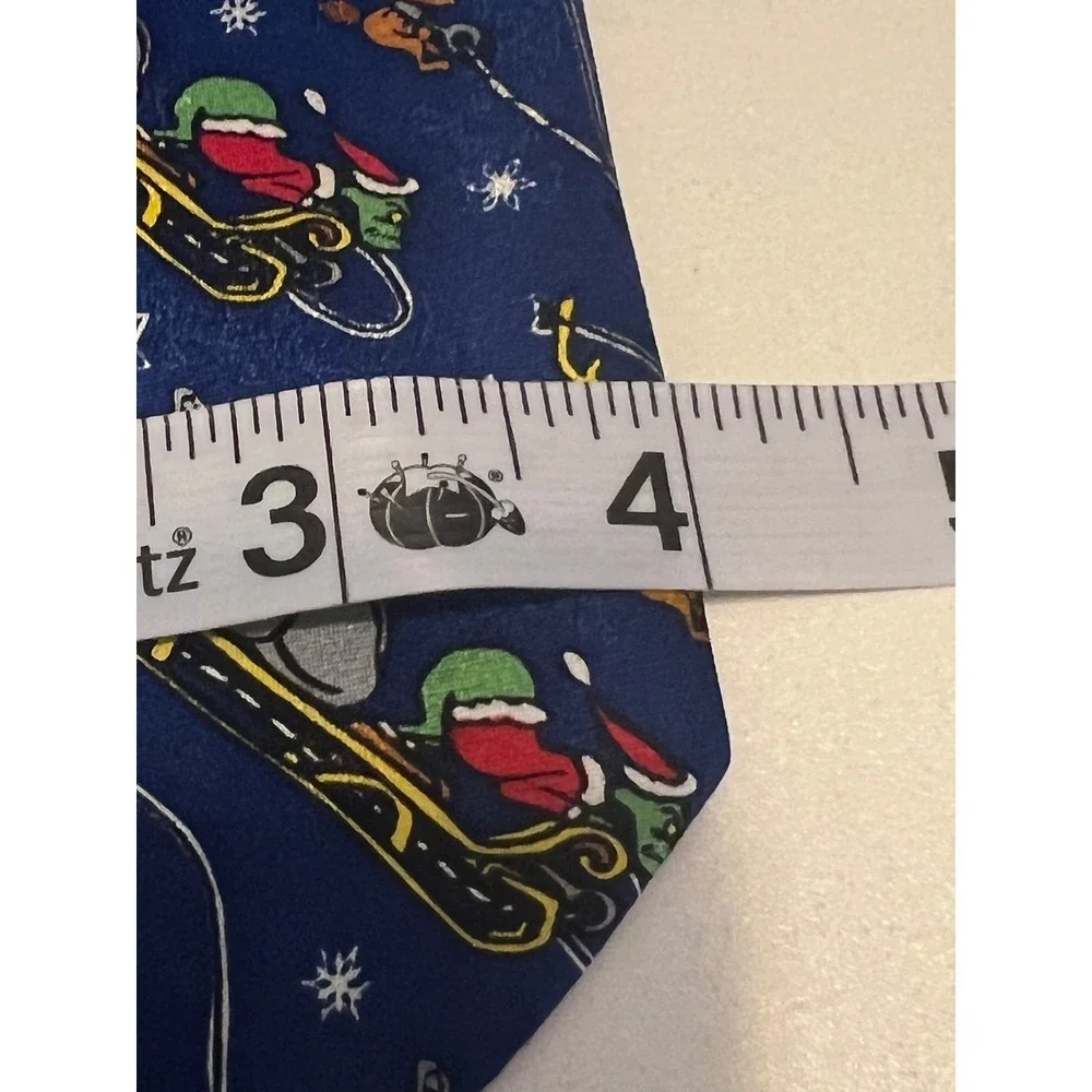 Dr Seuss 1994 Christmas Silk Tie 3.75